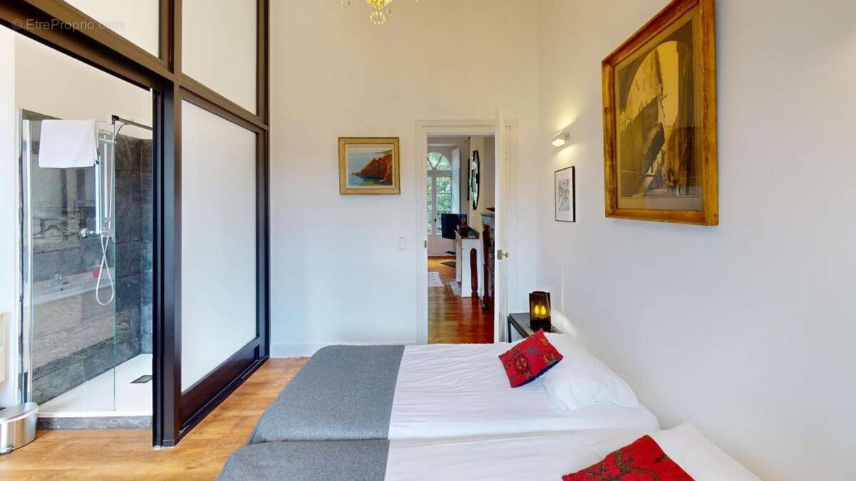 Appartement à BAGNERES-DE-LUCHON