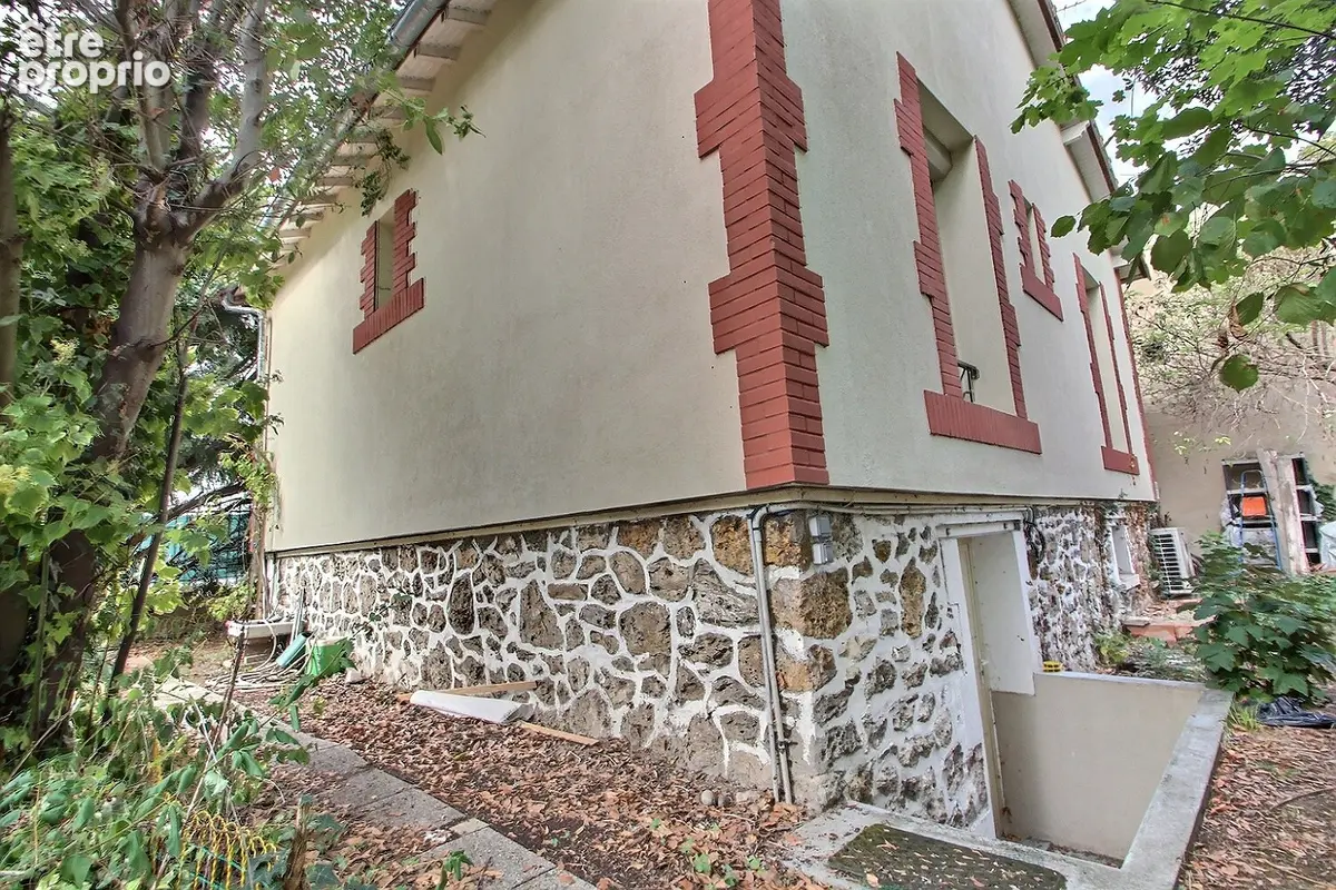 Maison indépendante avec garage et jardin - photo 7