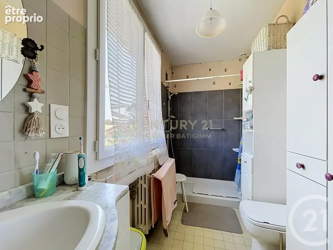 Maison 4 pièces 87 m² à vendre à Veyrins-Thuellin (38630) - photo 7