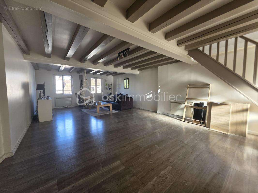 Appartement à NEMOURS