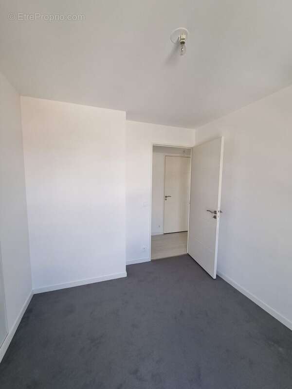 Appartement 54 m² à Romainville  - photo 9