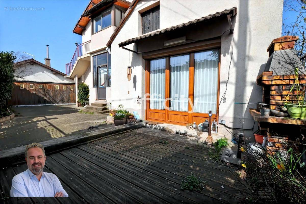 Appartement à VENISSIEUX