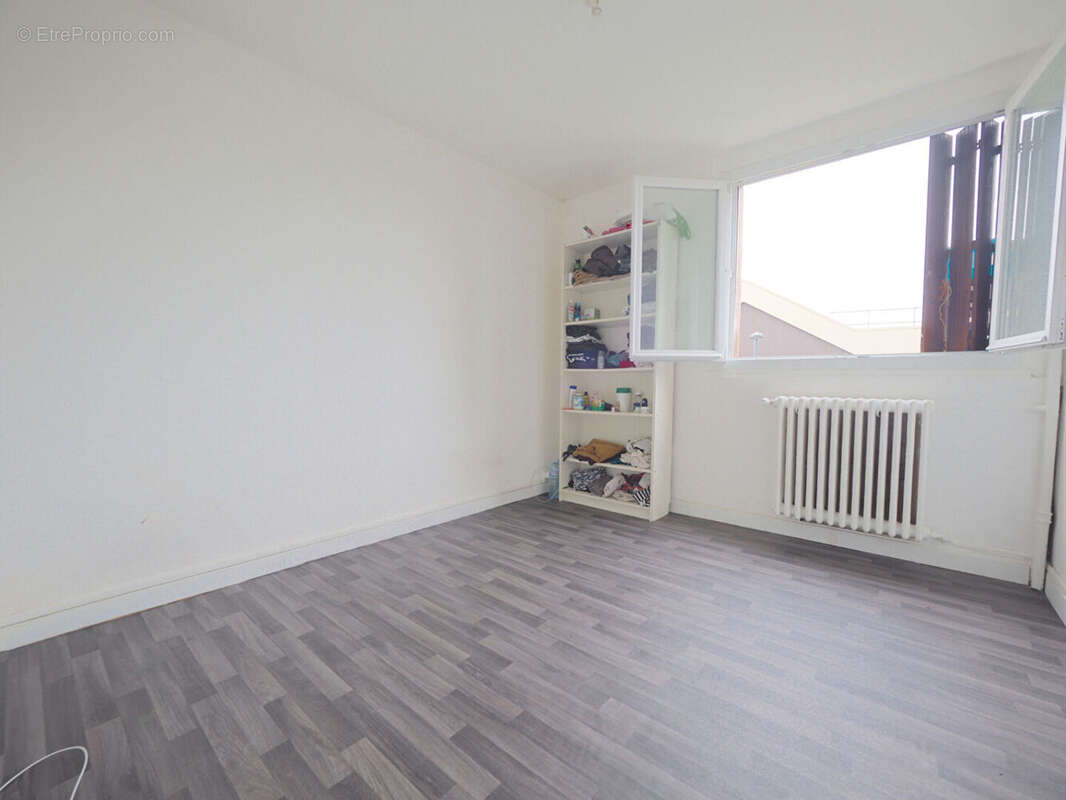 Appartement à ROMAINVILLE