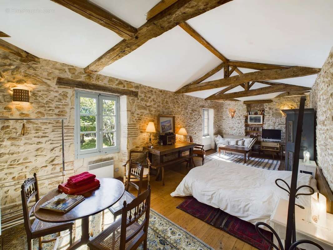 Maison à CASTELJALOUX