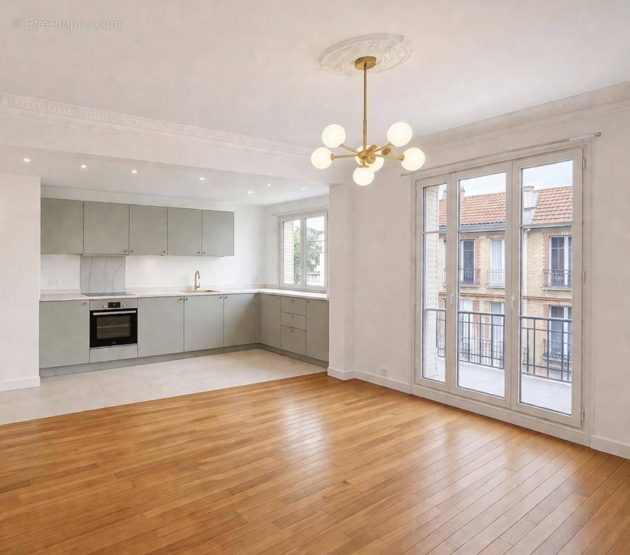 Appartement à COLOMBES