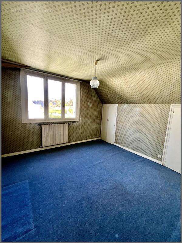 Maison à PLONEVEZ-PORZAY