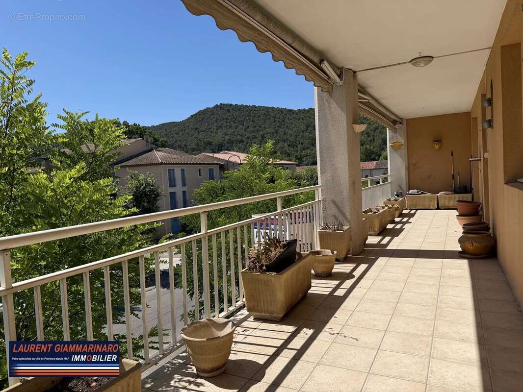 Aix le tholonet t3 avec terrasse et garage - photo 3