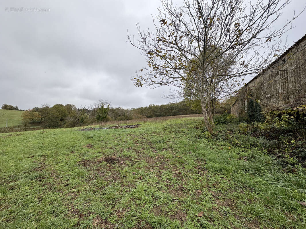 Maison à SAINT-MARCORY