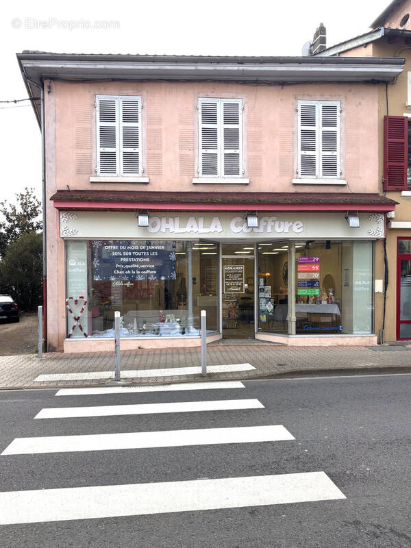 Appartement à L'ARBRESLE