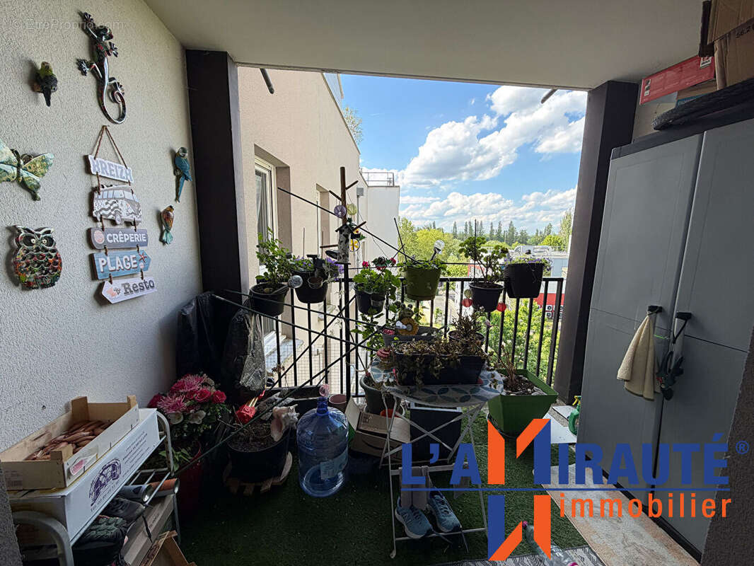 Appartement à SARTROUVILLE
