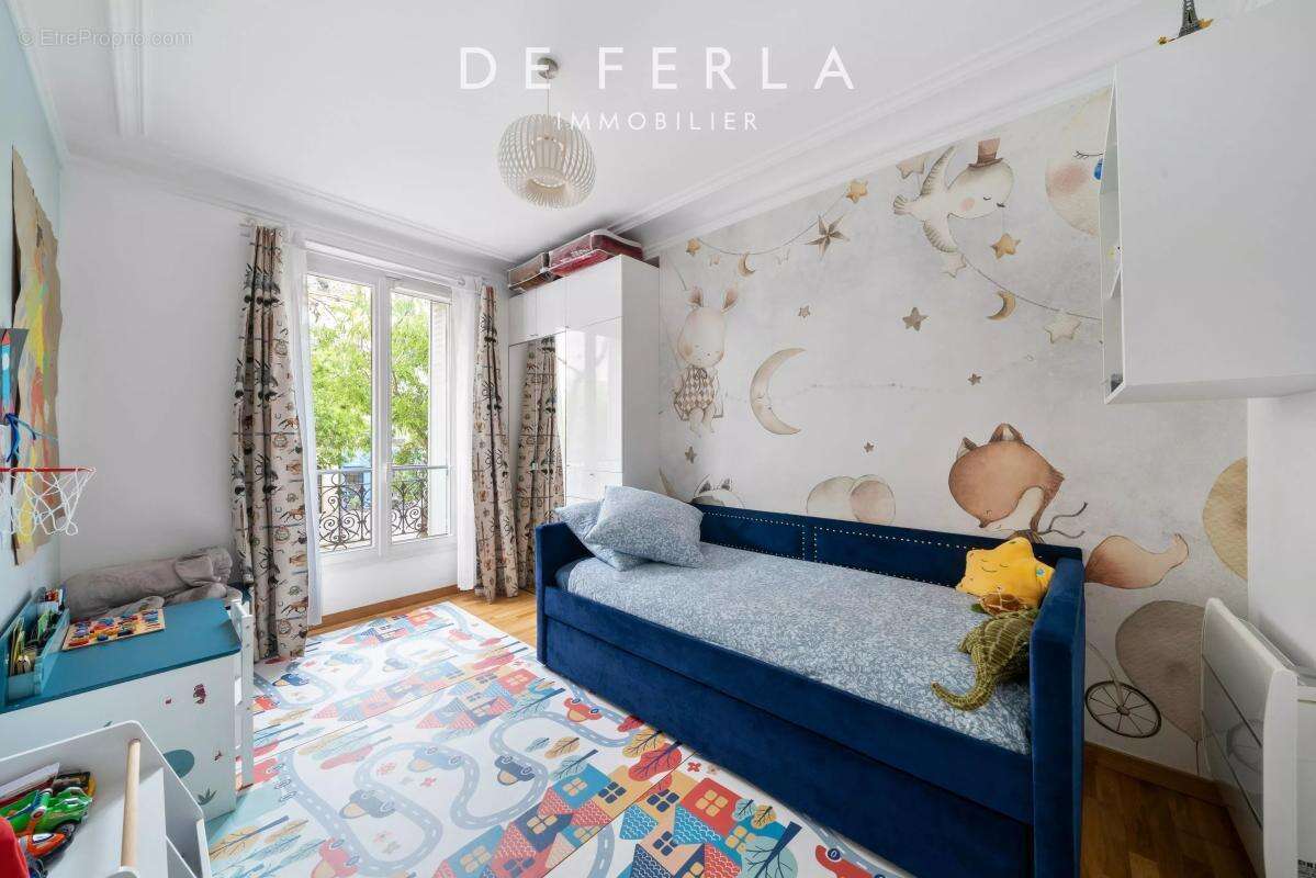 Appartement à PARIS-11E