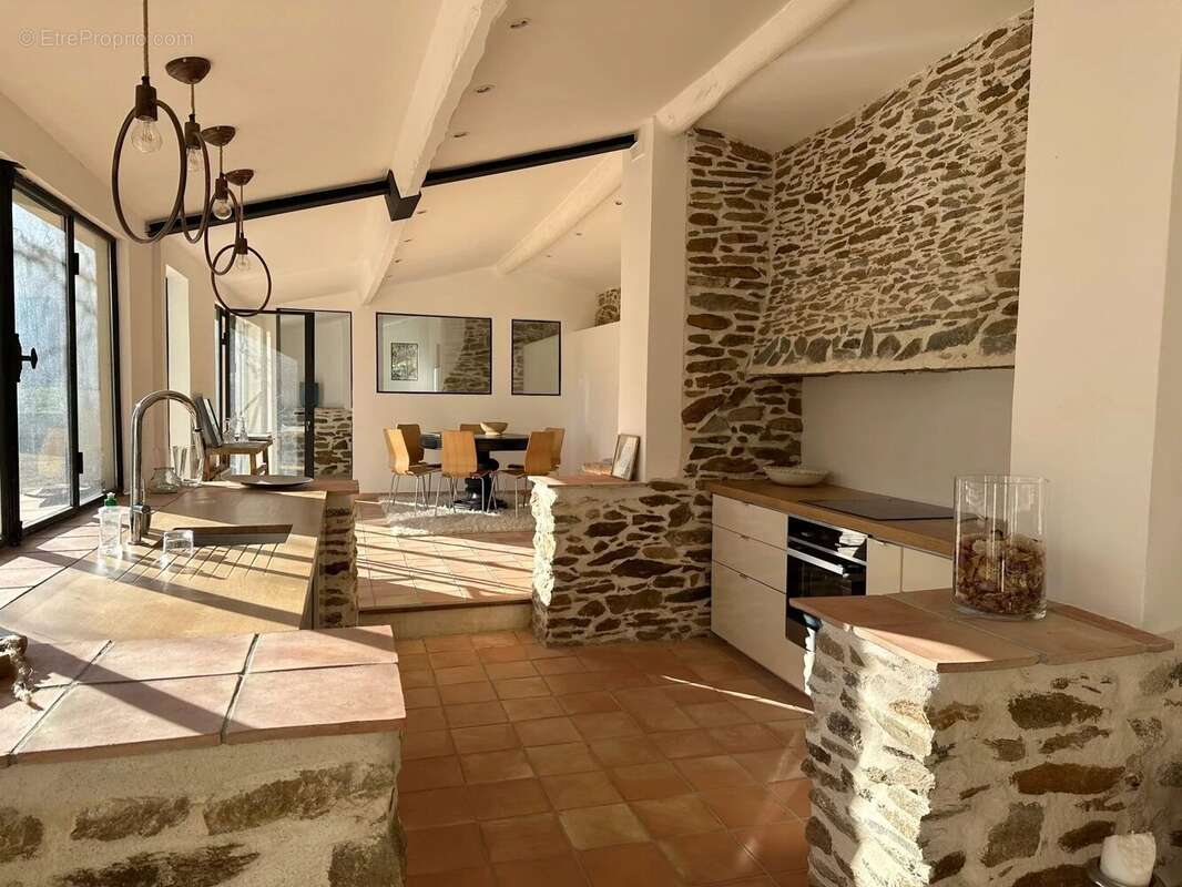 Maison à LA GARDE-FREINET