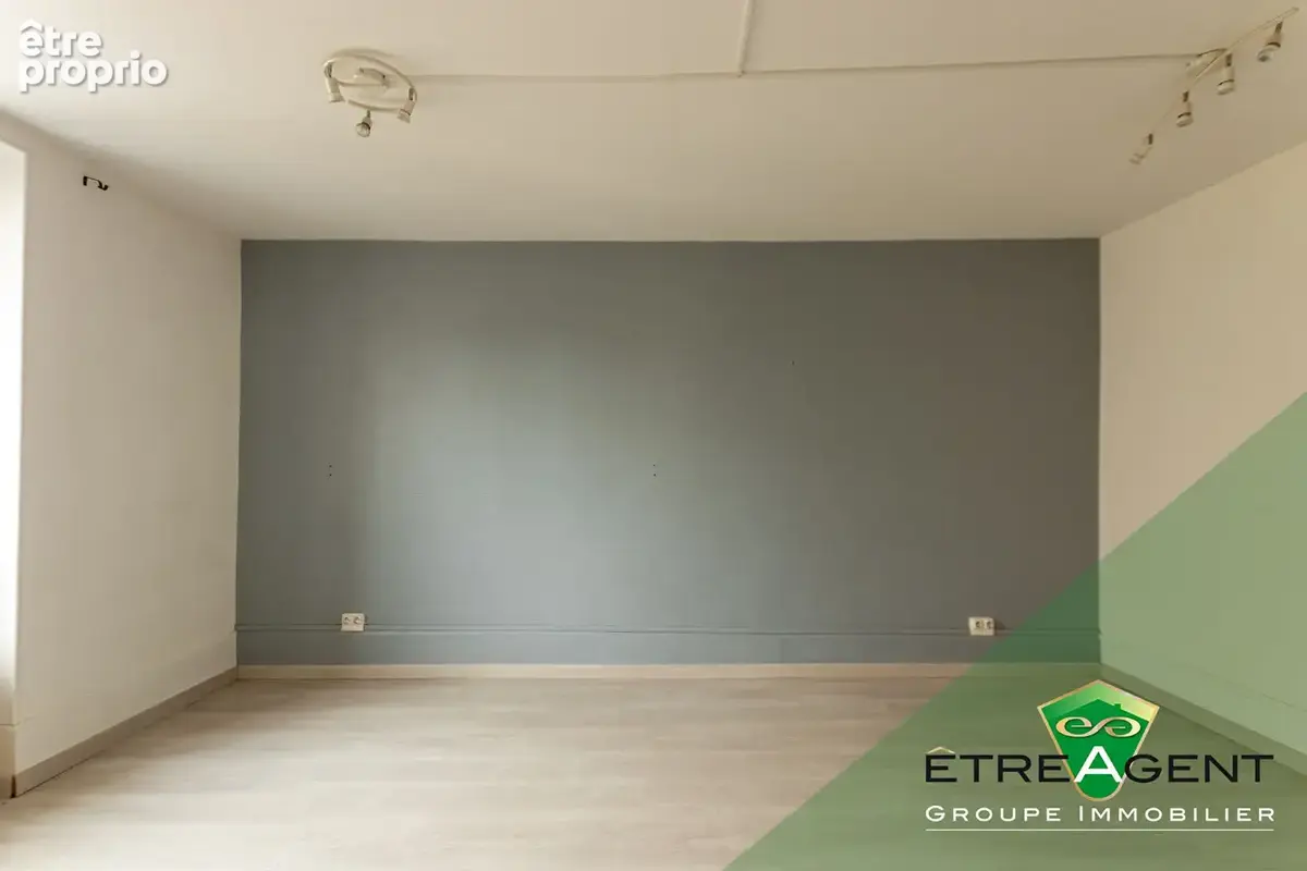 Ensemble immobilier avec commerce et trois logements indépendants - photo 7