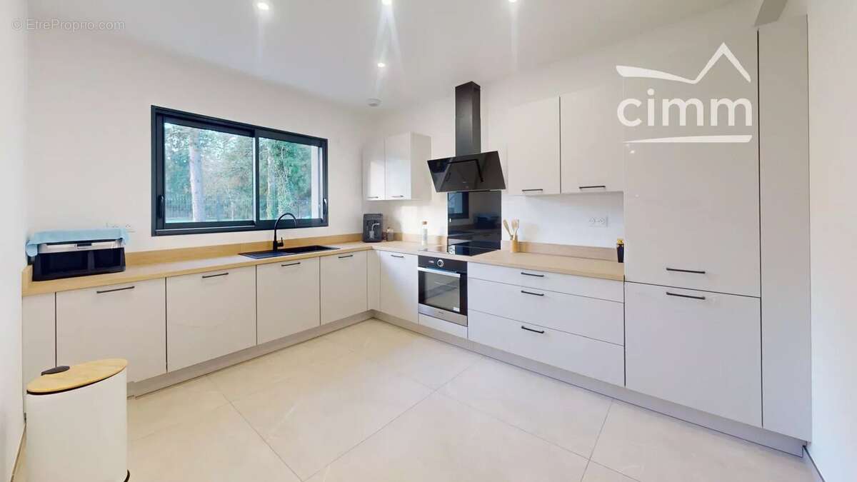 Maison à SAINT-CYR-EN-VAL