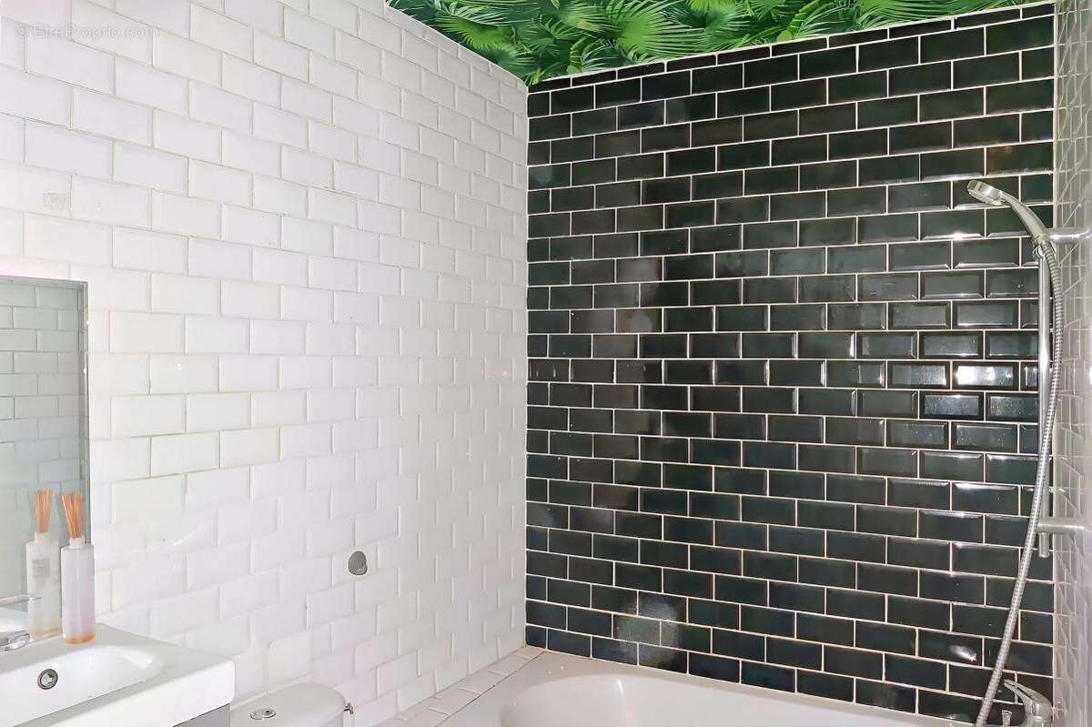 Appartement à PARIS-2E