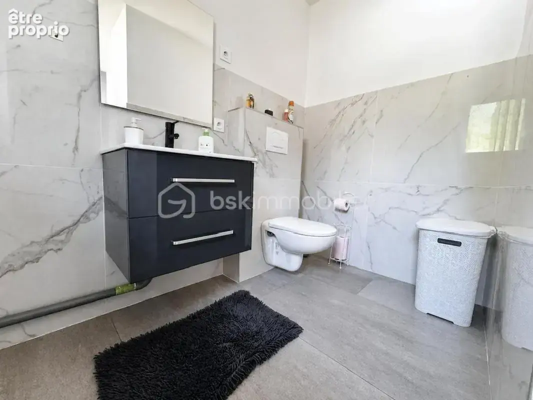 Maison de type T5 sur la commune de Voiron - photo 5