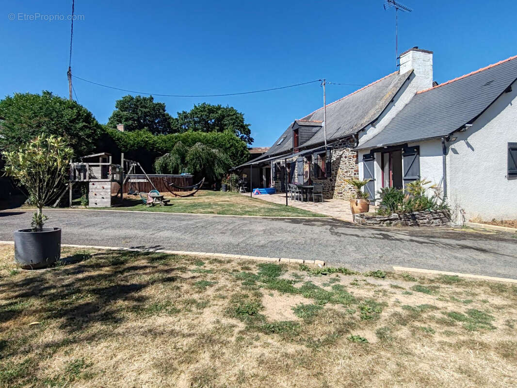 Maison à RETIERS
