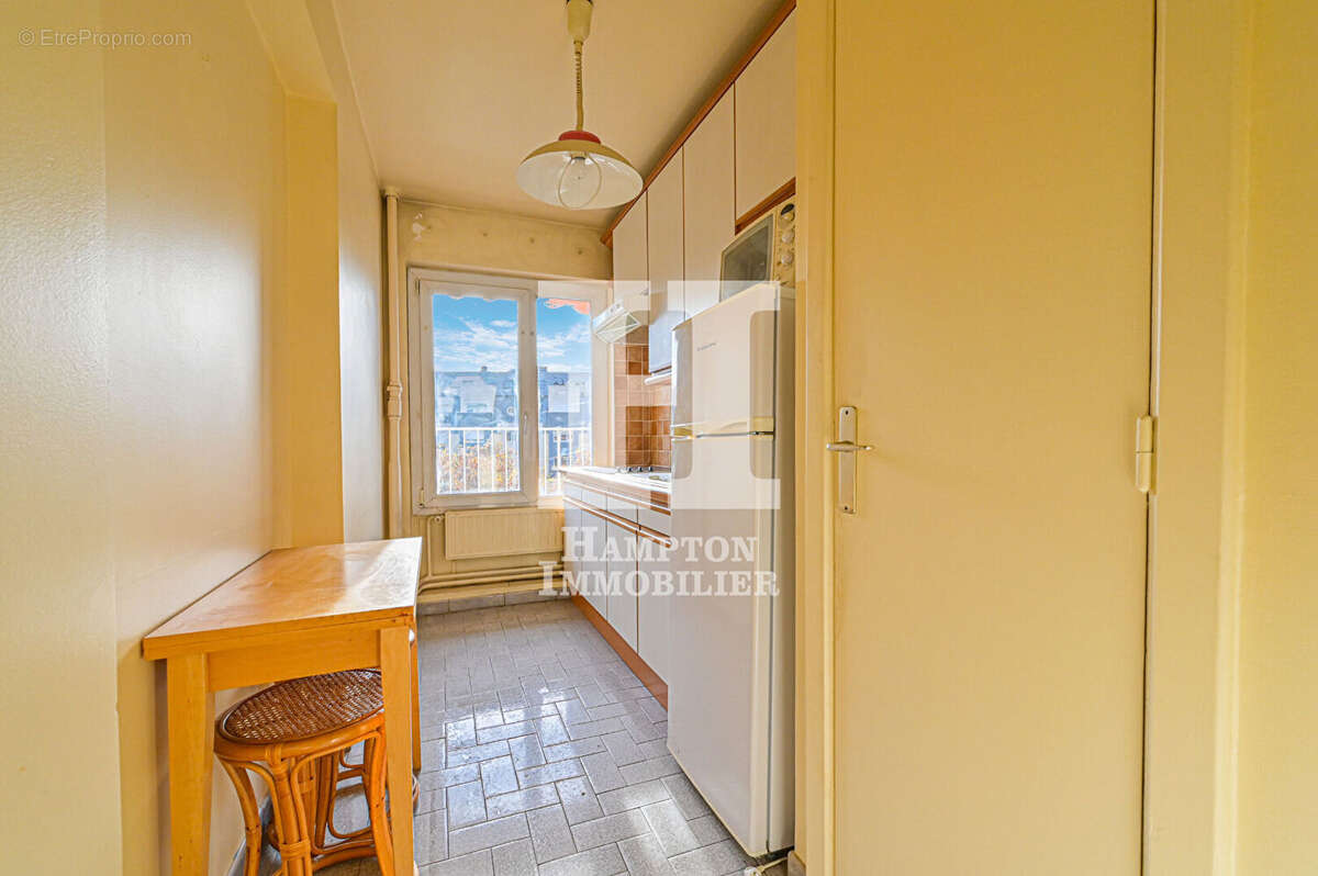 Appartement à PARIS-19E