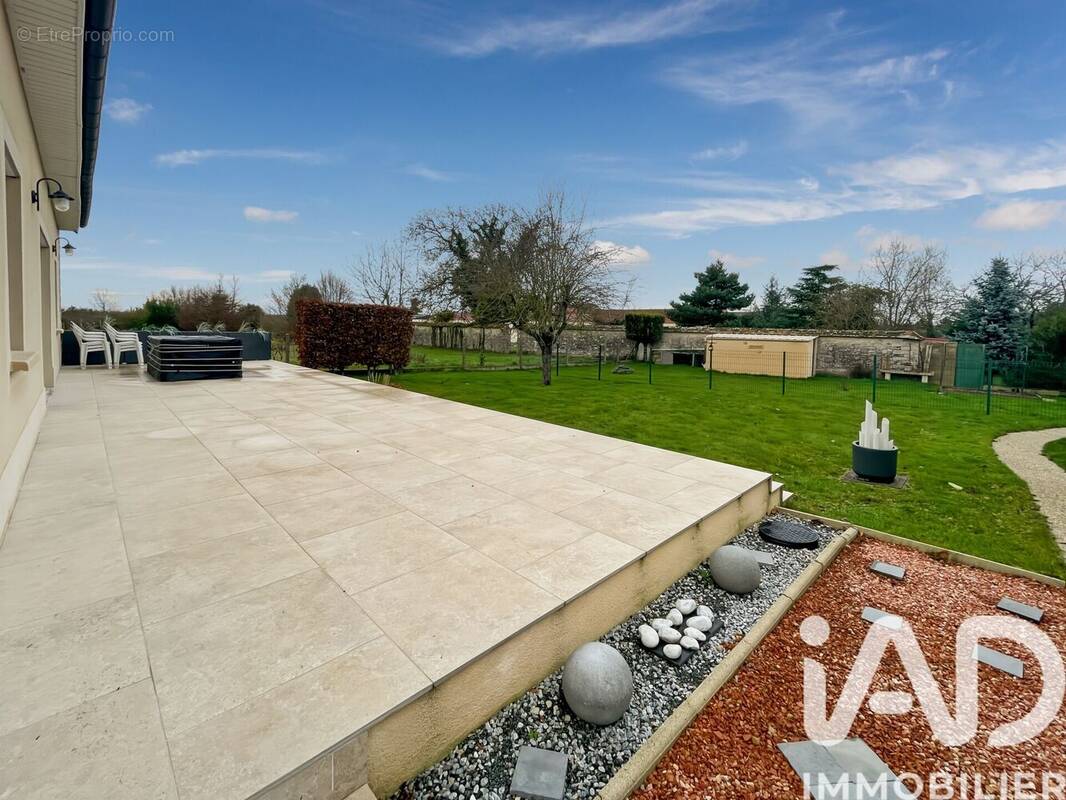 Photo 1 - Maison à MACHAULT