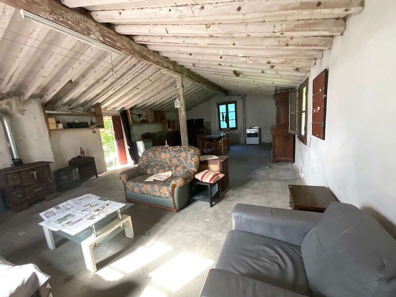 Maison à AIGUEFONDE