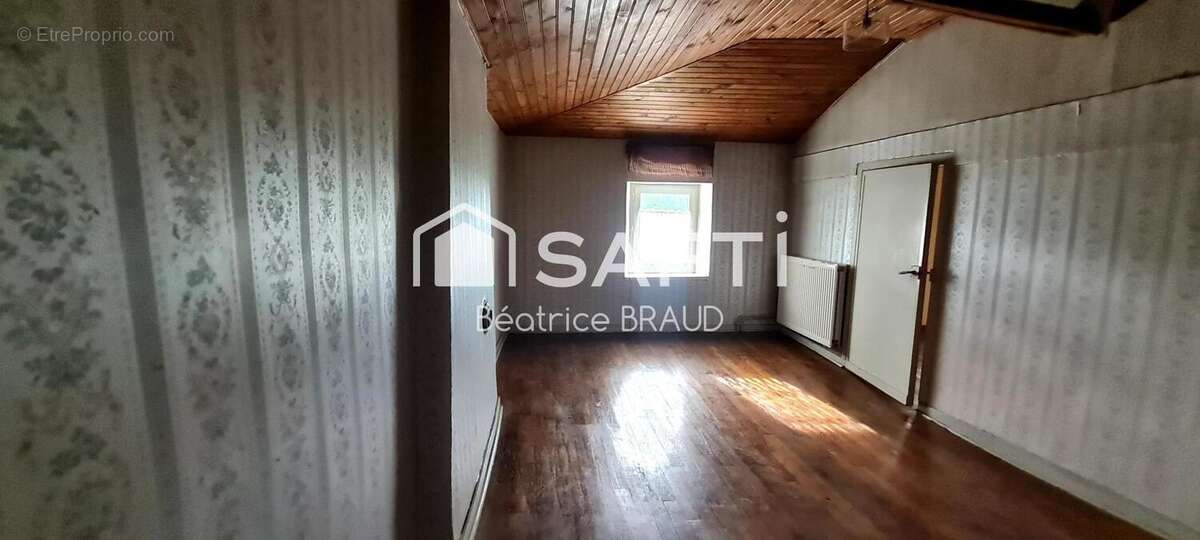 Maison 109 m² à Saint-Martin-De-Jussac  - photo 5