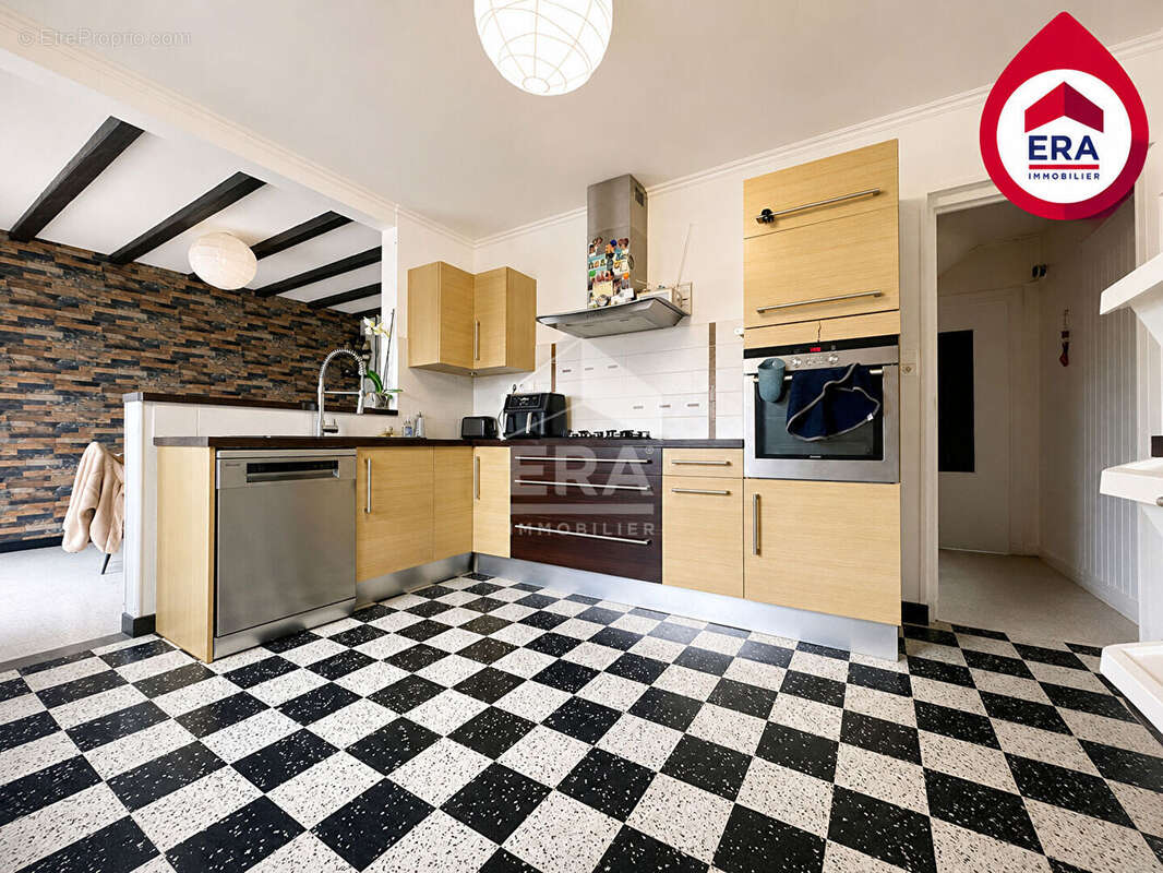 A vendre - Maison à Longuenesse - photo 3