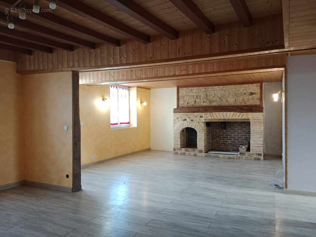 Maison + garage + 2 granges arzacq 64 - photo 3