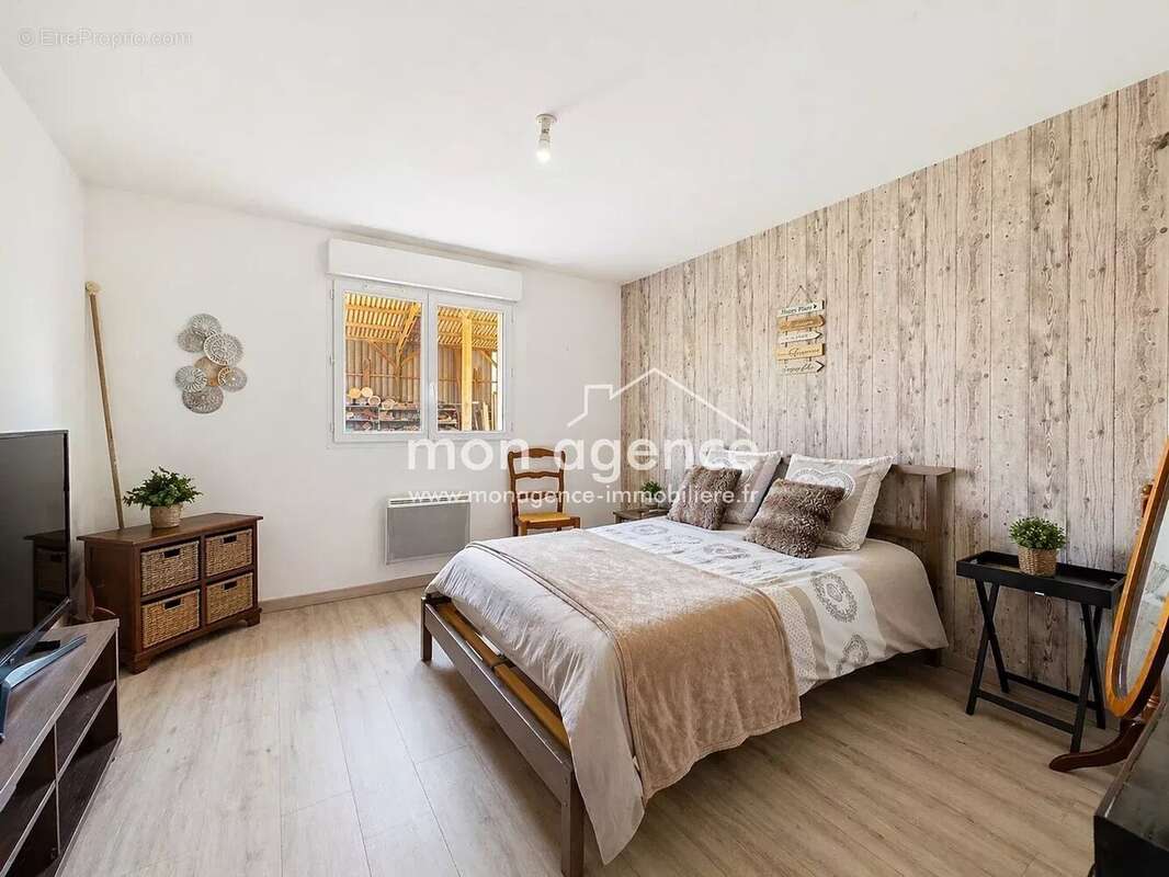 Maison à BUCHY