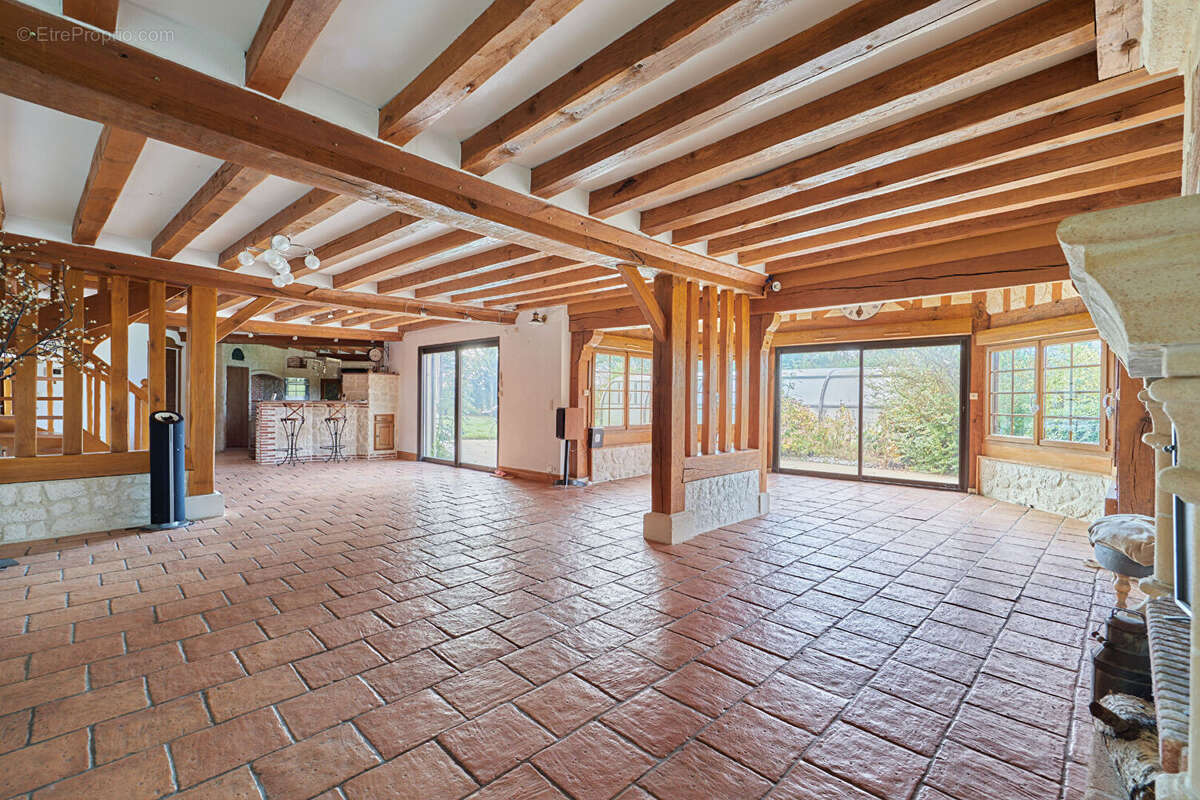 Maison à HERMIVAL-LES-VAUX