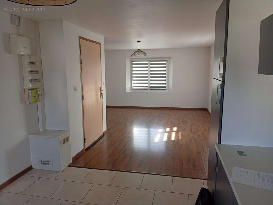 Appartement à MEROUX