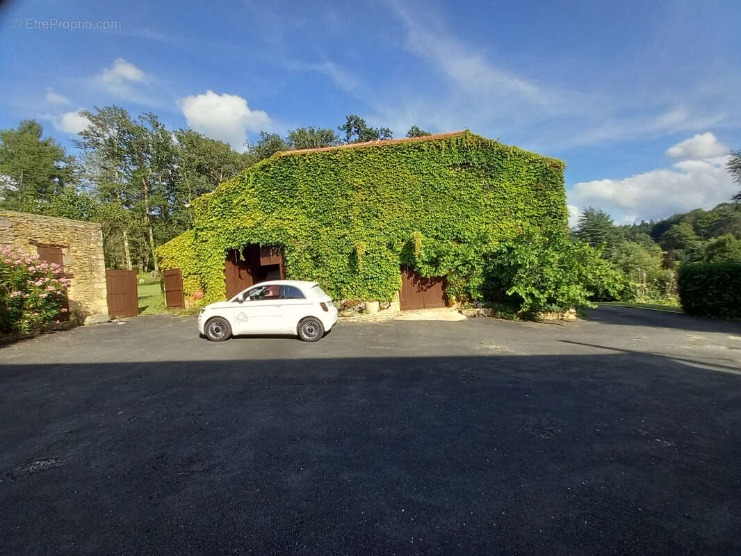 Maison à SAUVETERRE-LA-LEMANCE