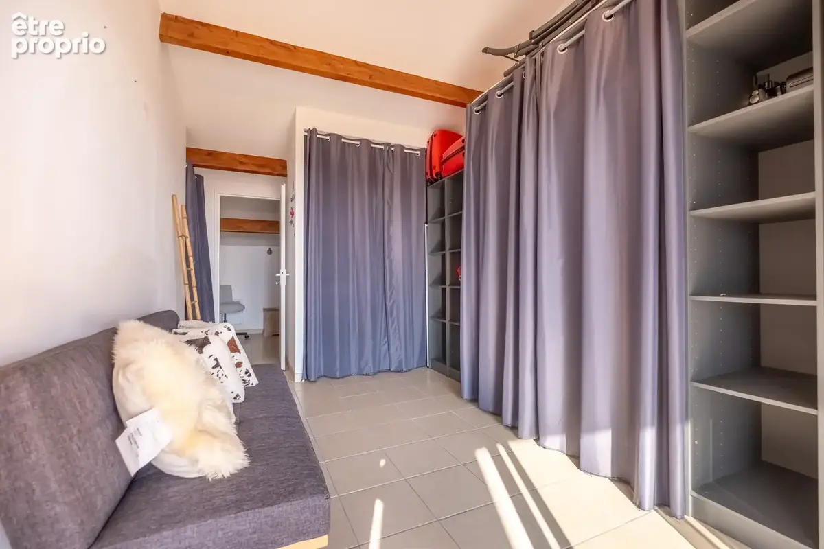 Proche calanques et commerces, exceptionnel T3/4 en duplex avec vue mer et 2 parkings - photo 15
