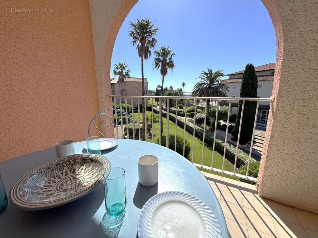 Appartement à LA LONDE-LES-MAURES