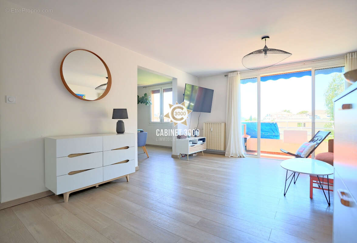Appartement à HYERES