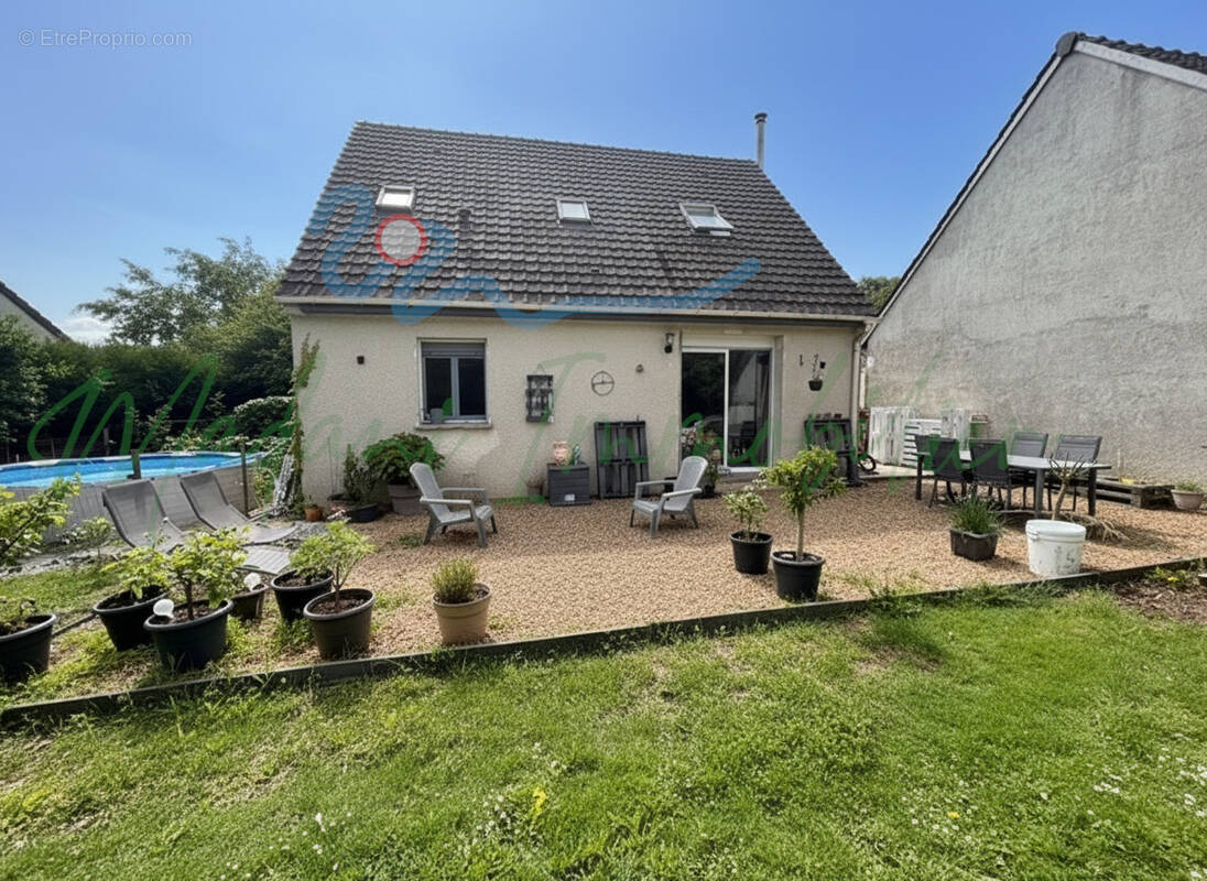 Maison à BONNIERES-SUR-SEINE