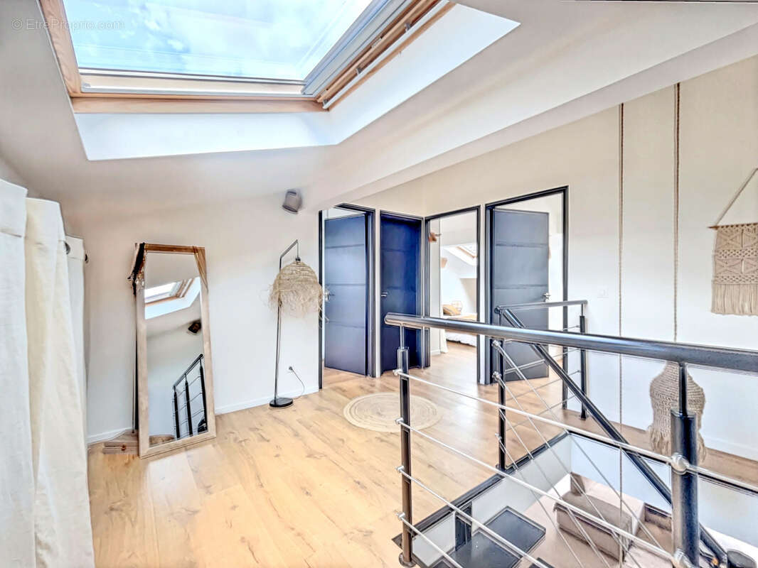 Appartement à VIVIERS-DU-LAC