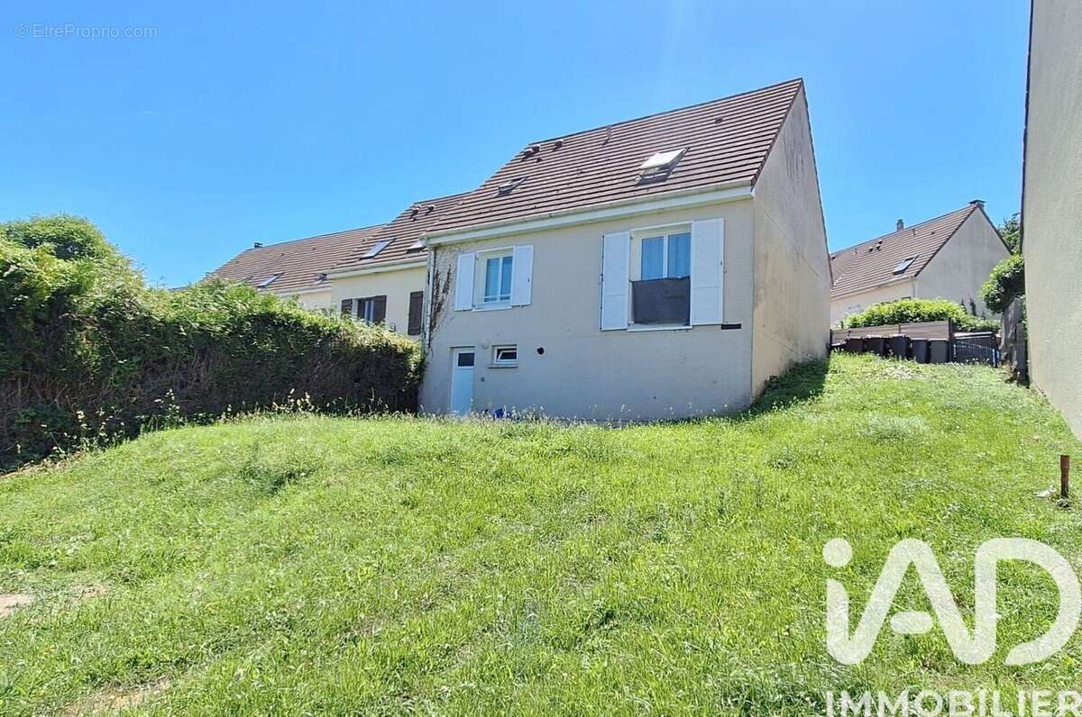 Photo 1 - Maison à GAILLON