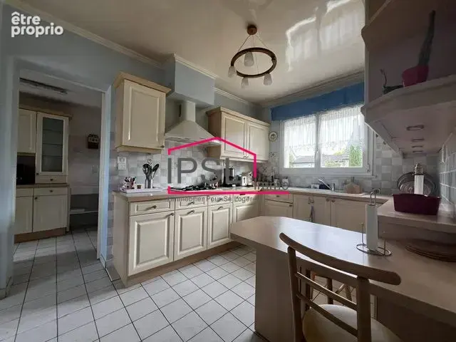 Maison 5 pièces 116 m² à vendre à Vert-Saint-Denis (77240) - photo 3