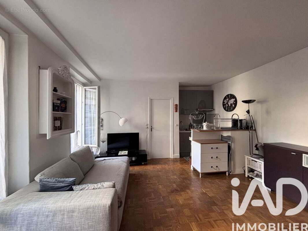 Photo 2 - Appartement à LES LILAS