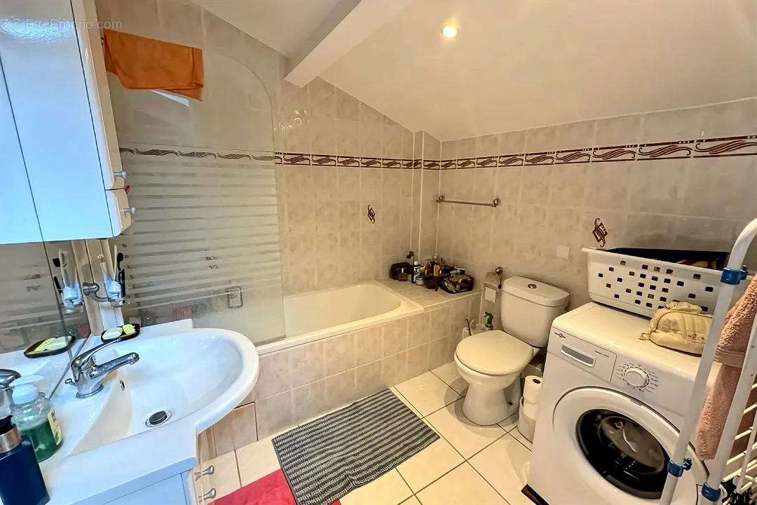 Appartement à BOUGUENAIS