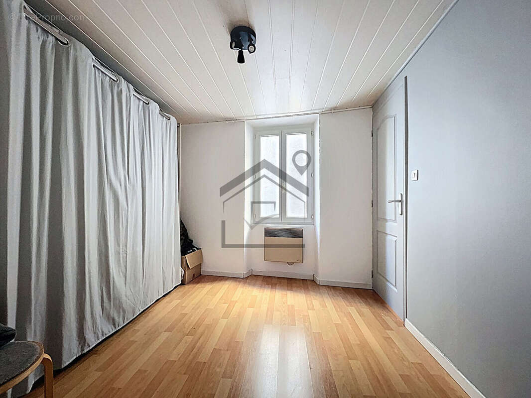 Appartement à SEPTEMES-LES-VALLONS