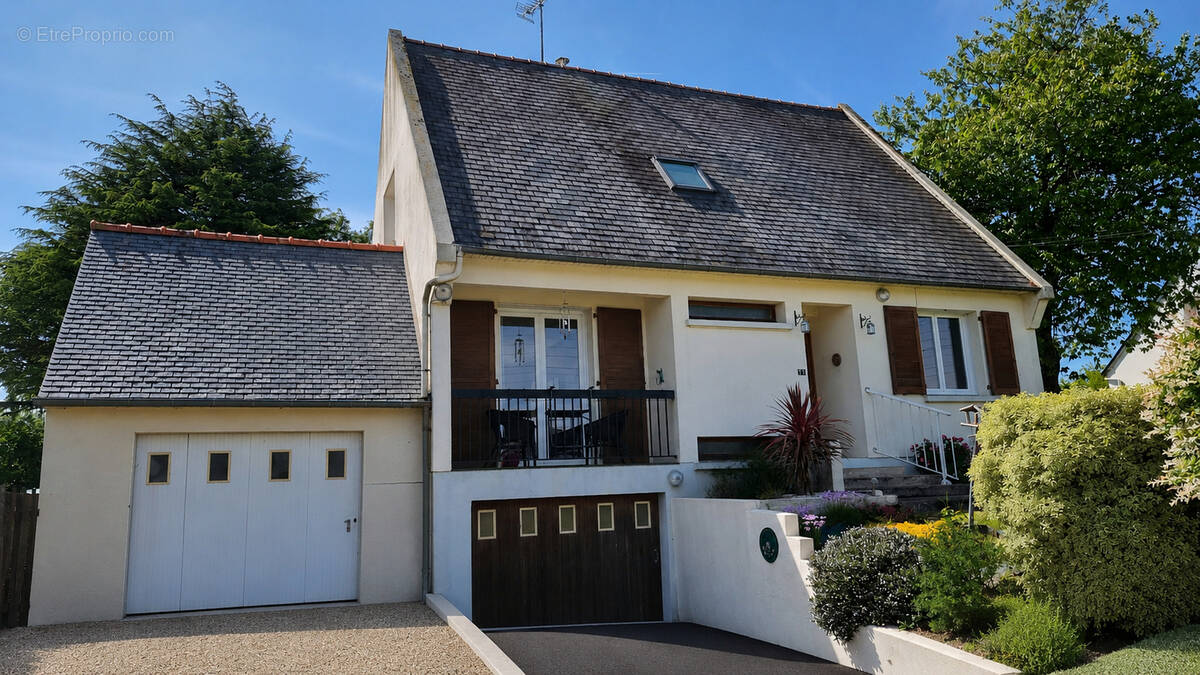 Maison à COLLINEE