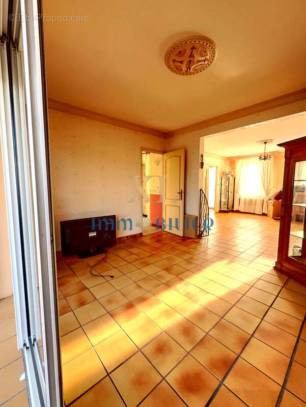 Maison à TREGUEUX