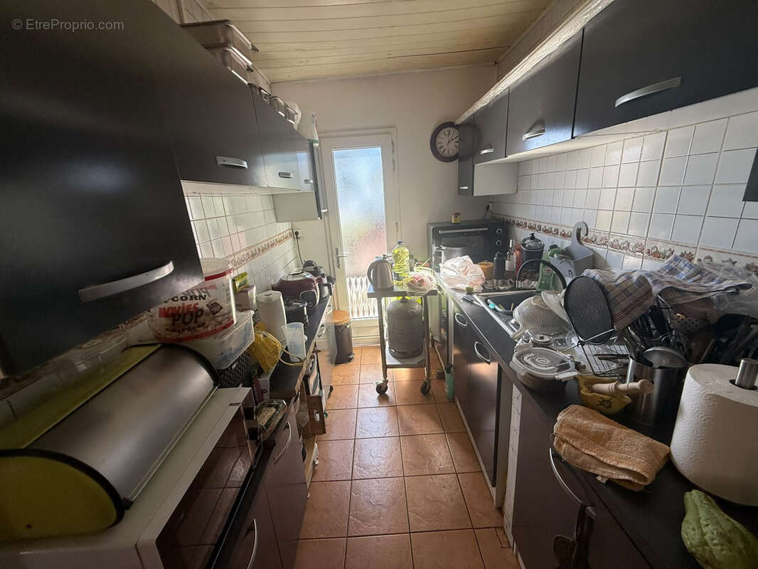 Maison en vente à Saint-Denis secteur Bellepierre, à deux pas du CHU ! - photo 12