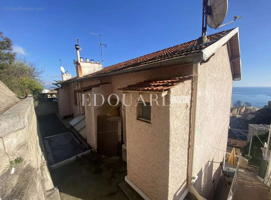 Appartement à BEAUSOLEIL