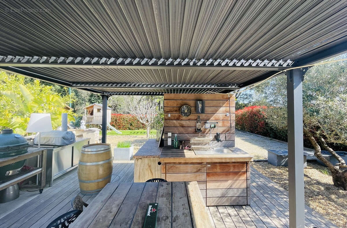 Maison à PLAN-DE-LA-TOUR