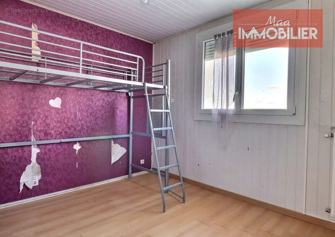 Appartement à SAINT-ETIENNE