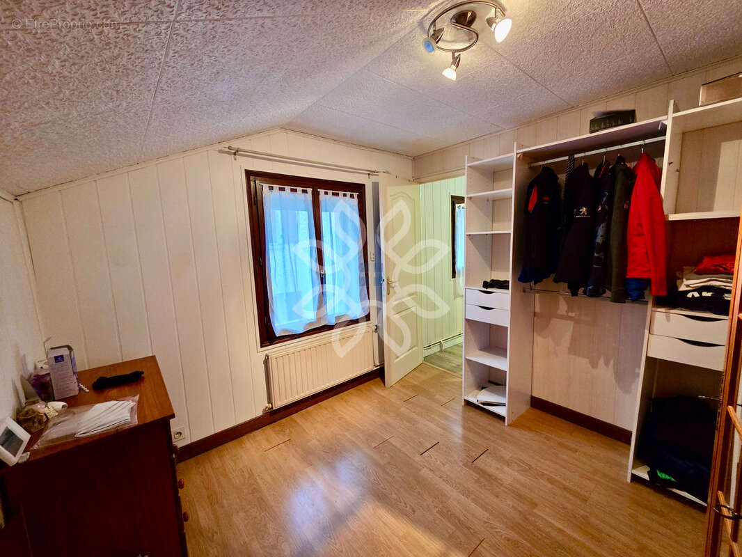 Maison à SAINTE-FLORINE