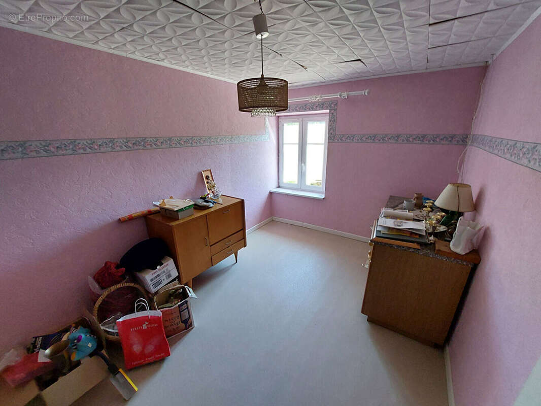 Maison à METAIRIES-SAINT-QUIRIN