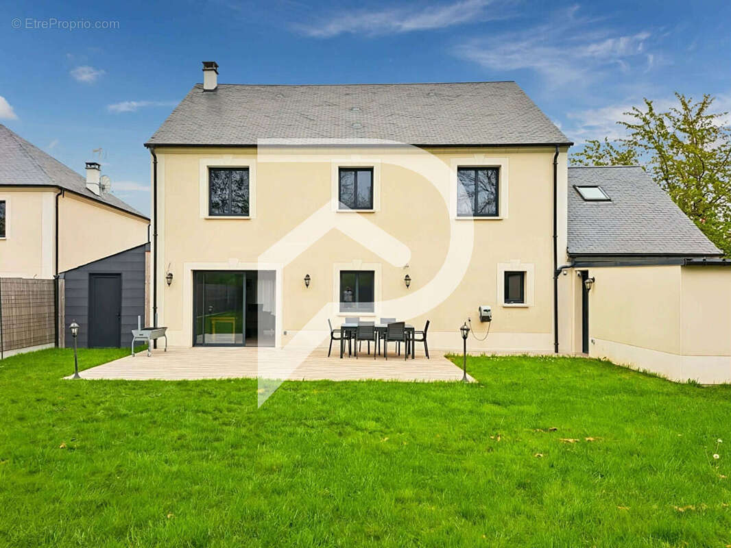 Maison à SAINT-MARTIN-LE-NOEUD